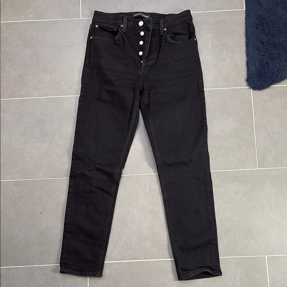 Denim forum Yoko high-rise Slim Jean 27